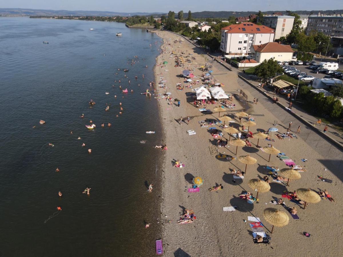 Danubiana Apartments 5 Kladovo Bagian luar foto